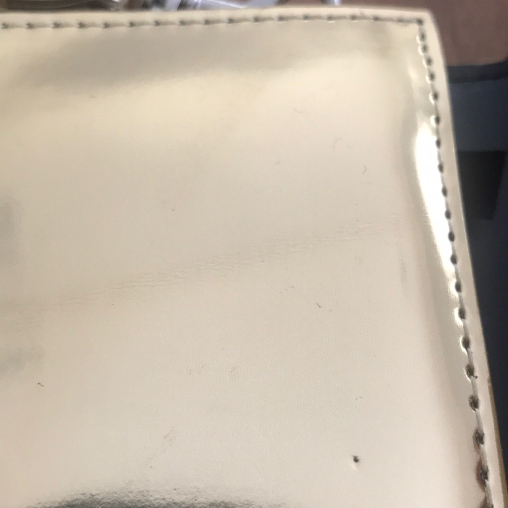 Marc Jacobs gold clutch - Picture 6 of 7